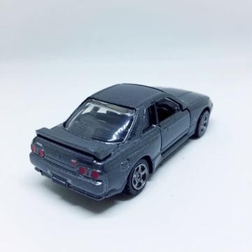 Nissan skyline игрушка