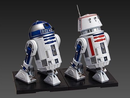 Купить R2-D2 & R5-D4 (астромеханические дройды) Bandai в масштабе 1/12