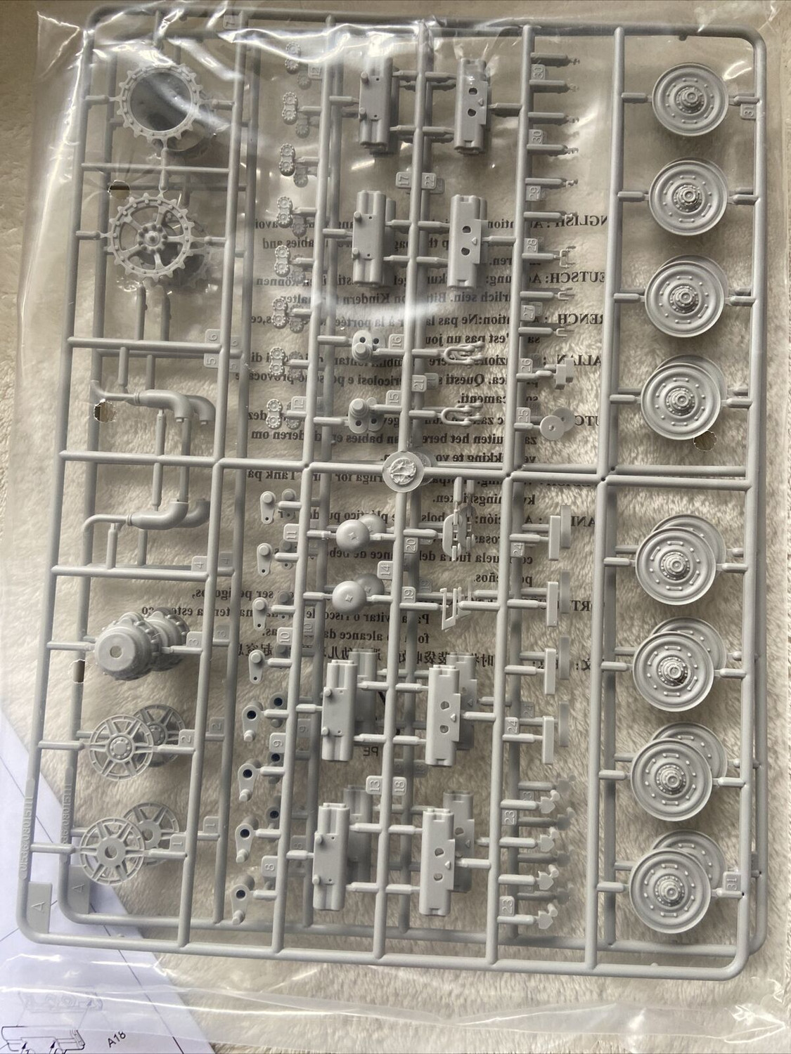 1:35 TRUMPETER 01538 E-75 Standardpanzer Wehrmacht Pz.Kpfw VI Konzeptpanzer EUR 29,00 - DE