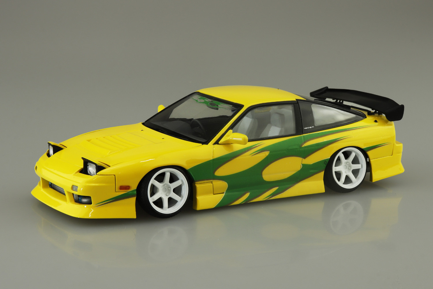 Купить сборную модель Aoshima 067611 URAS RPS13 180SX `96 Ver.1